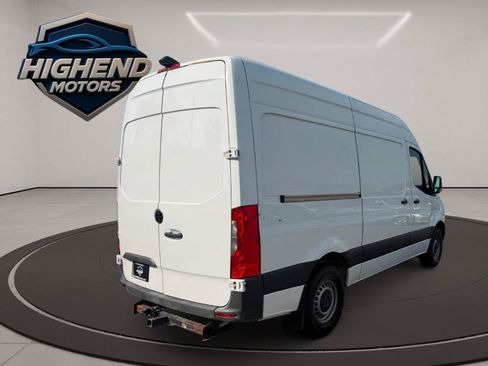 Used 2020 Mercedes-Benz Sprinter 2500 w/ Driver Convenience Package image 6