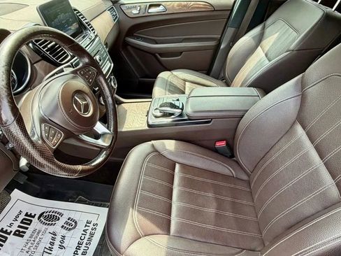 Used 2019 Mercedes-Benz GLS 450 4MATIC image 11