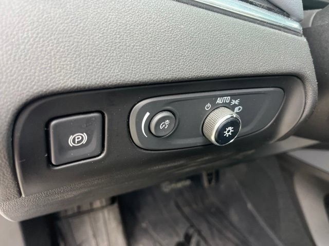 Used 2018 Buick Enclave Premium w/ Trailering Package FWD image 15