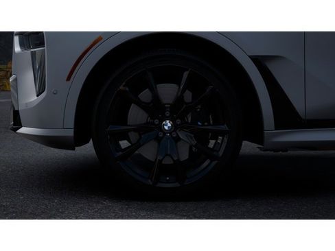 New 2027 BMW X7 M60i AWD/4WD image 7