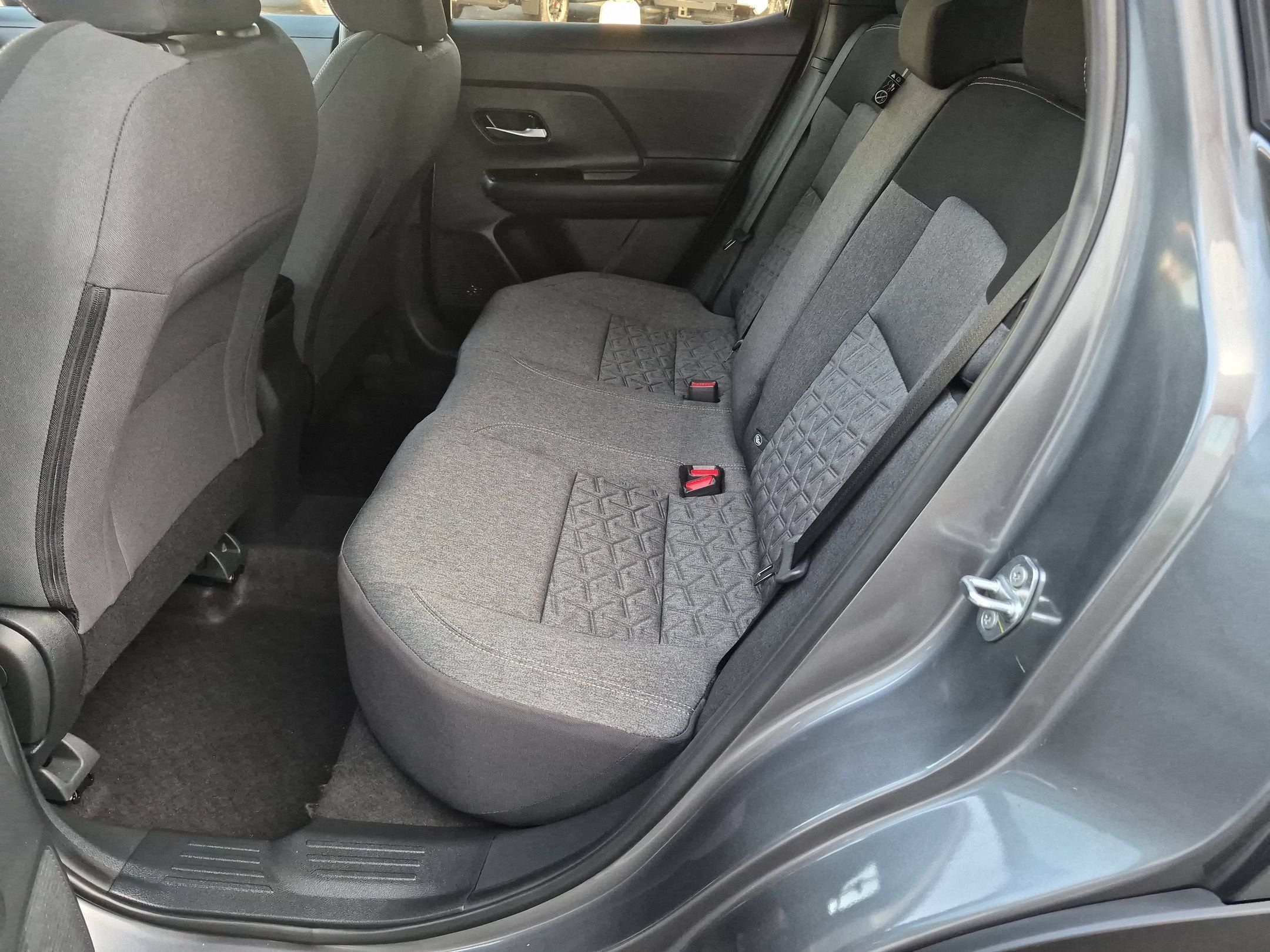 Used 2026 Nissan Kicks SV FWD image 15