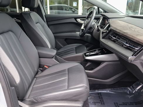 Certified 2023 Audi Q4 e-tron Premium Plus w/ Premium Plus RWD image 18