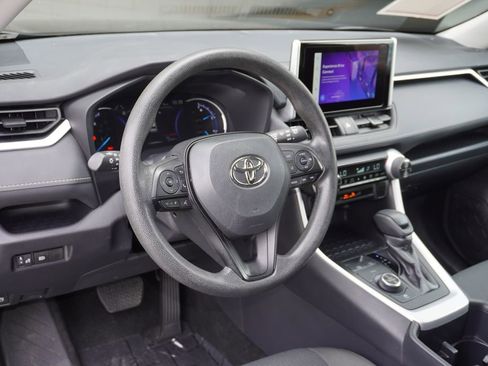 Certified 2025 Toyota RAV4 LE image 12