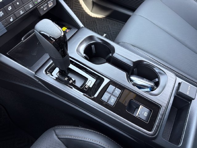 New 2026 Subaru Outback Limited AWD/4WD image 15