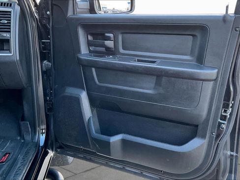 Used 2018 RAM 1500 Tradesman w/ Popular Equipment Group RWD image 22