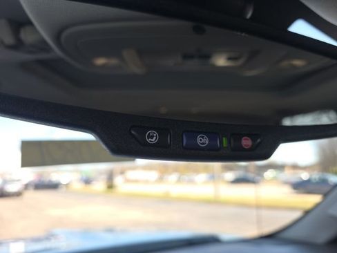 Used 2018 GMC Sierra 1500 SLT image 25