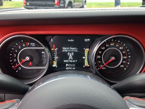 Used 2021 Jeep Gladiator Rubicon image 25