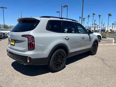 Used 2024 Kia Telluride EX X-Line AWD/4WD image 3