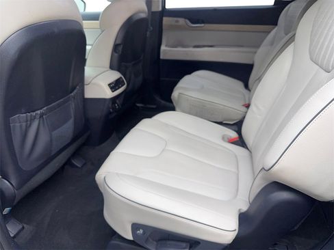 Used 2023 Hyundai Palisade Limited image 32