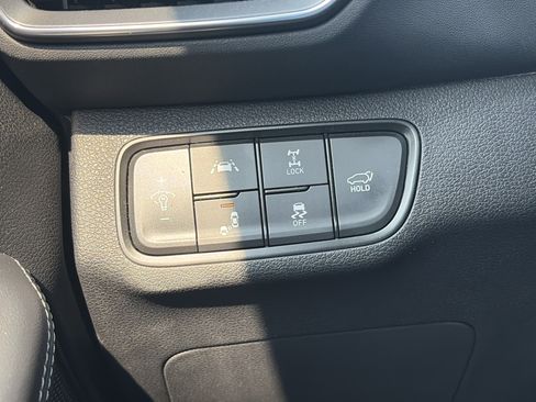 Used 2020 Hyundai Santa Fe Limited AWD/4WD image 28