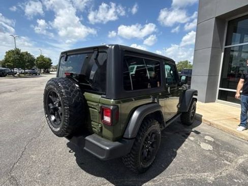 Used 2021 Jeep Wrangler Sport AWD/4WD image 7