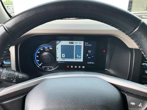 Used 2023 Ford Bronco Wildtrak AWD/4WD image 18