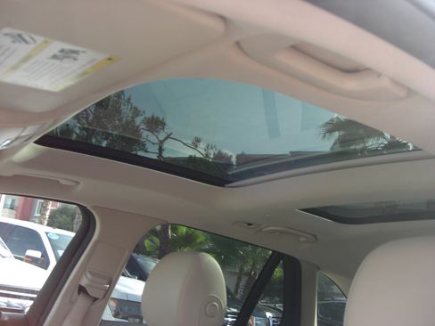 Used 2017 Mercedes-Benz GLC 300 image 8