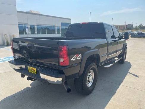 Used 2007 Chevrolet Silverado 2500 LT w/ Heavy-Duty Power Package AWD/4WD image 5