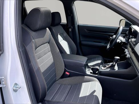 Used 2023 Honda CR-V Sport image 9