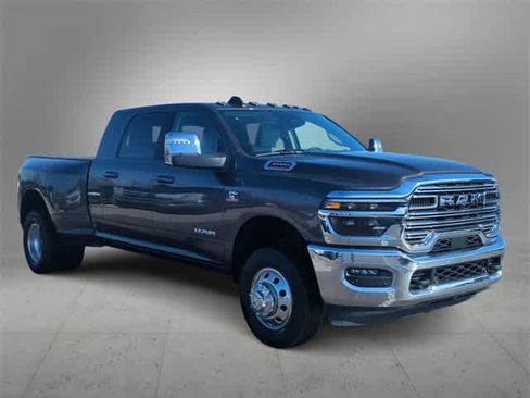 Used 2025 RAM 3500 Laramie w/ Max Tow Package image 2