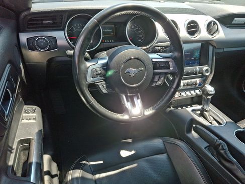 Used 2022 Ford Mustang Premium RWD image 11