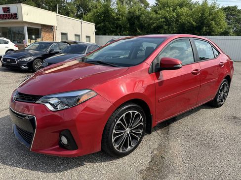 Used 2015 Toyota Corolla S Premium FWD image 1