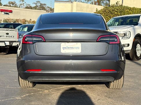 Used 2019 Tesla Model 3 Mid Range image 13