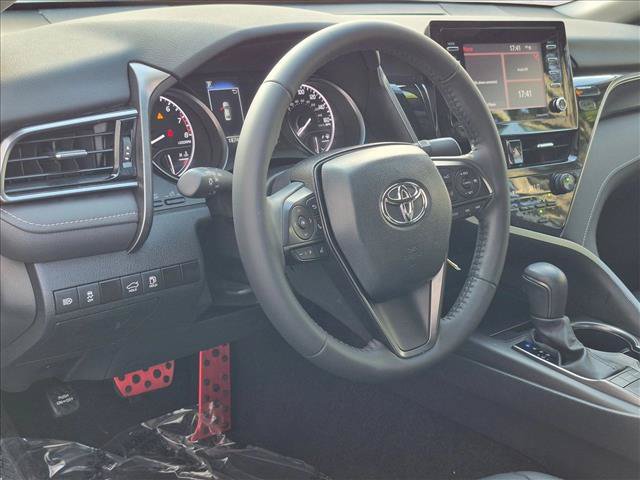 Used 2024 Toyota Camry SE FWD image 10
