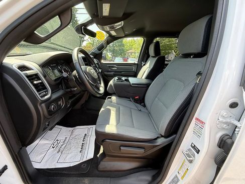 Used 2023 RAM 1500 Big Horn AWD/4WD image 16