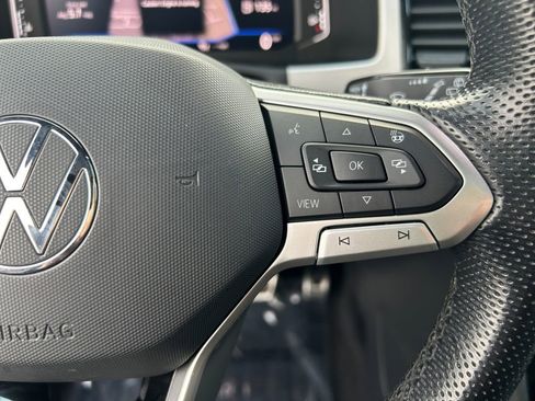 Used 2021 Volkswagen Atlas Cross Sport SEL Premium R-Line image 18