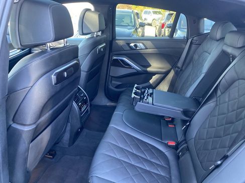 Used 2024 BMW X6 xDrive40i image 26