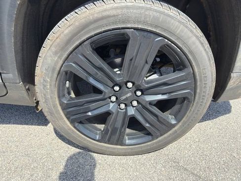 Used 2024 GMC Acadia Elevation w/ Black Edition FWD image 15