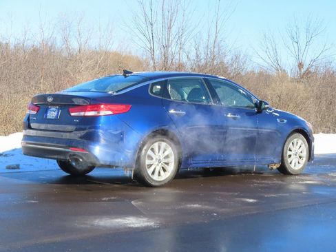 Certified 2016 Kia Optima EX w/ Premium Package image 3