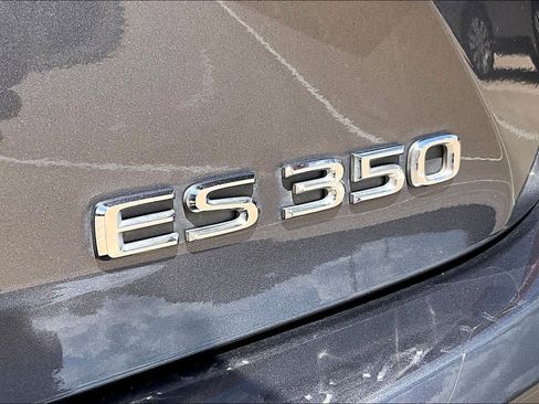 Used 2018 Lexus ES 350 w/ Luxury Package w/Wood Trim FWD image 9