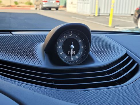 New 2026 Porsche Taycan image 22