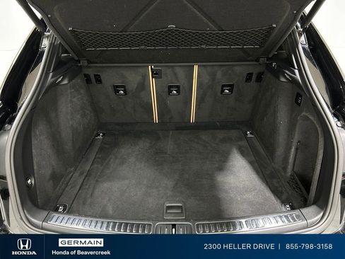 Used 2018 Porsche Macan Sport Edition image 31