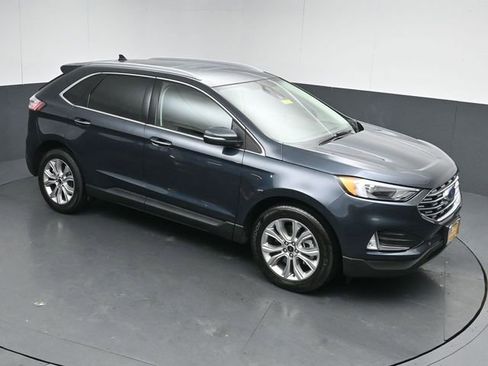 Certified 2024 Ford Edge Titanium image 45
