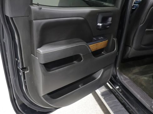 Used 2015 Chevrolet Silverado 1500 LTZ w/ LTZ Plus Package AWD/4WD image 19