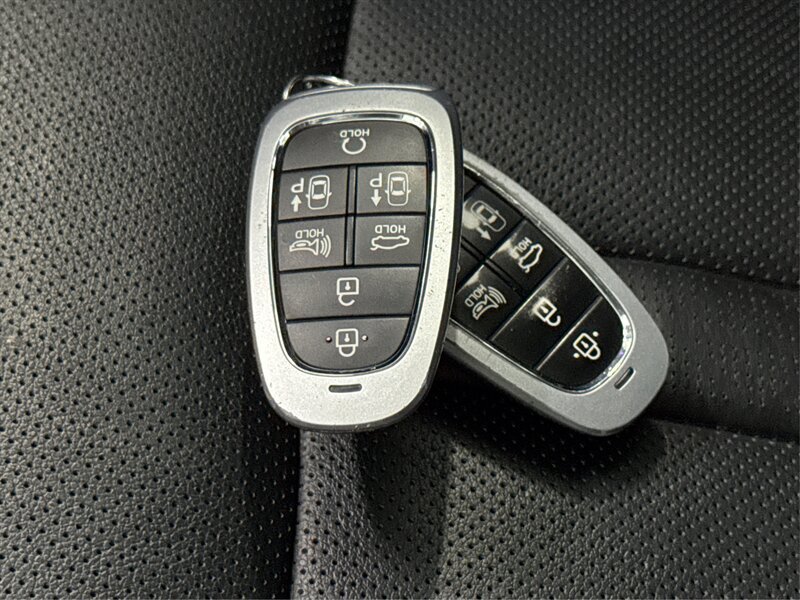 Used 2022 Hyundai Sonata Limited w/ Cargo Package FWD image 24