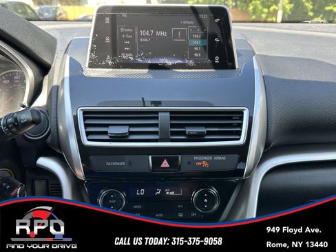 Used 2018 Mitsubishi Eclipse Cross LE AWD/4WD image 17