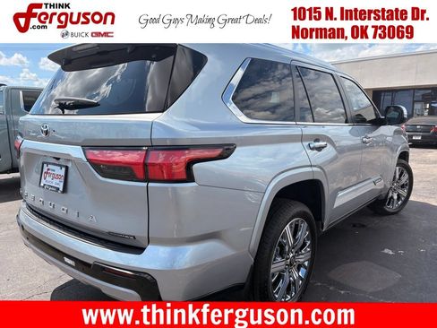 Used 2026 Toyota Sequoia Capstone AWD/4WD image 6