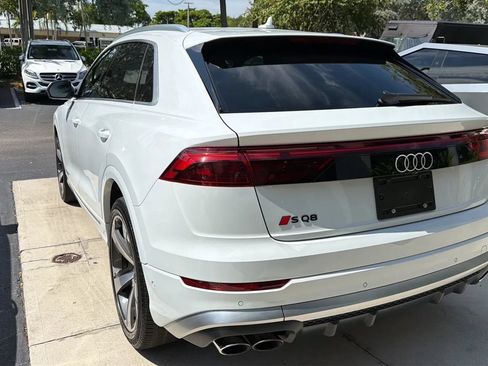 Used 2024 Audi SQ8 Prestige w/ Prestige Package AWD/4WD image 3