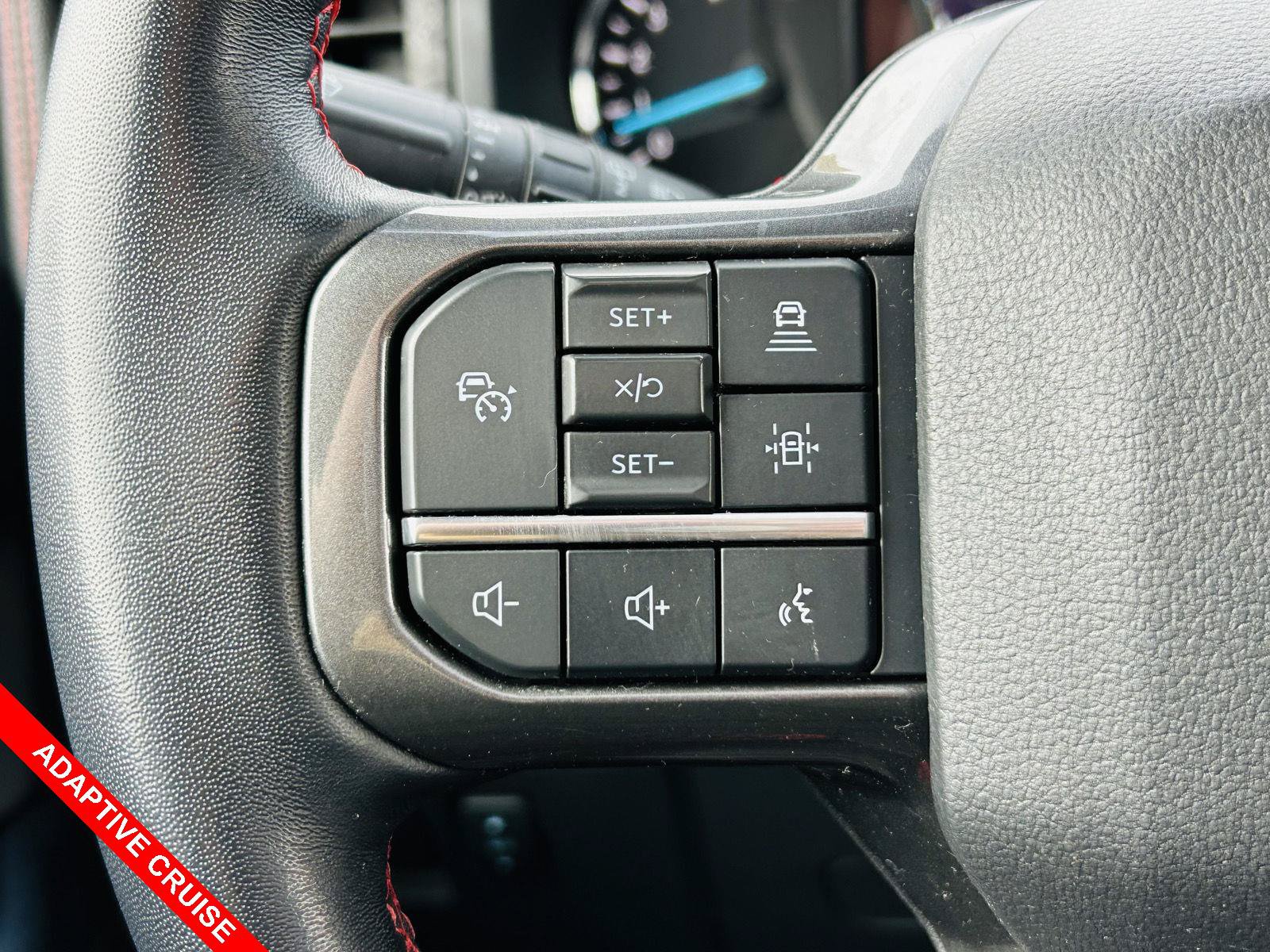 Used 2023 Ford Expedition Limited AWD/4WD image 10