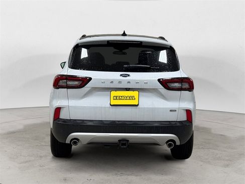 New 2025 Ford Escape SE w/ Class II Trailer Tow Package image 4