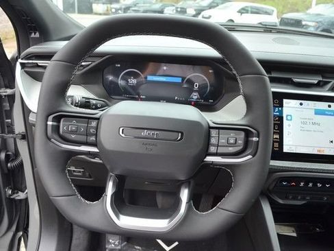 New 2026 Jeep Cherokee Laredo AWD/4WD image 18