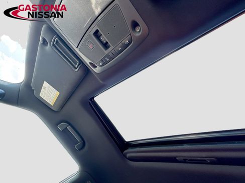 Used 2023 Nissan Armada SL w/ Midnight Edition Package RWD image 30