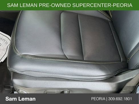 Used 2025 Jeep Gladiator Sport image 18