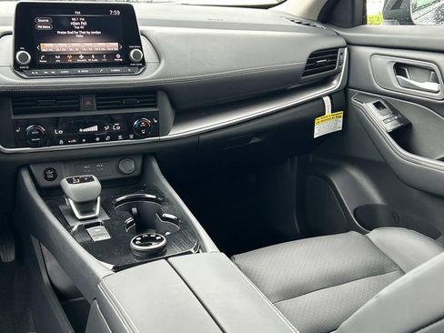 New 2026 Nissan Rogue Dark Armor AWD/4WD image 25