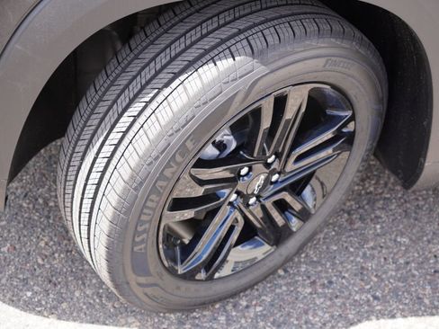 New 2026 Chevrolet Trax ACTIV FWD image 9