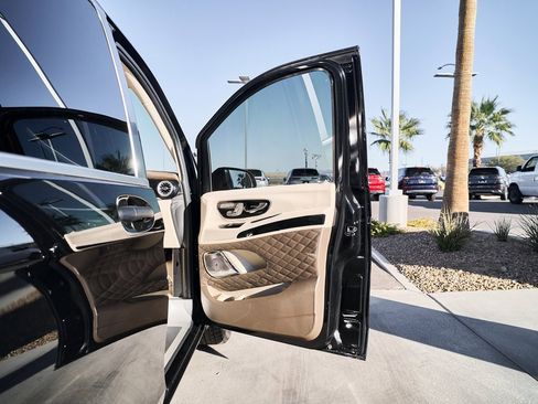 Used 2021 Mercedes-Benz Metris Passenger w/ Premium Safety Package image 11