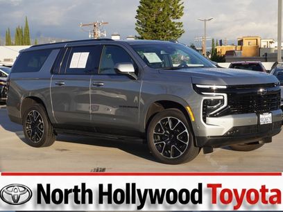 Used 2025 Chevrolet Suburban RST