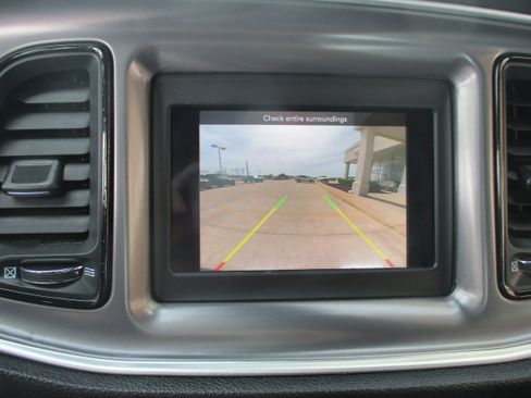 Used 2021 Dodge Challenger SXT RWD image 19