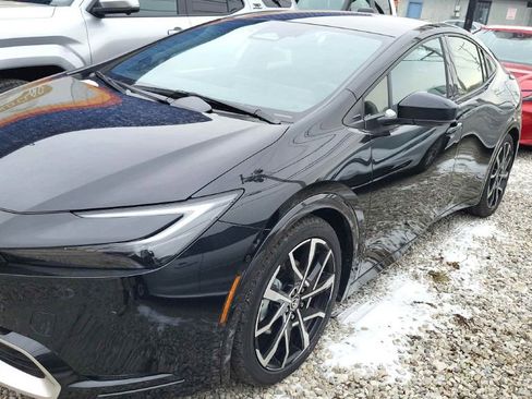 Used 2026 Toyota Prius Plug-In Hybrid image 2