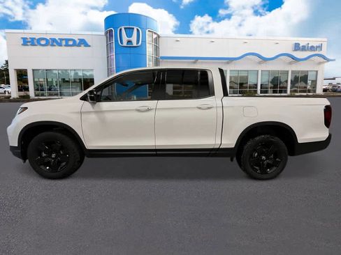 New 2026 Honda Ridgeline Black Edition image 2